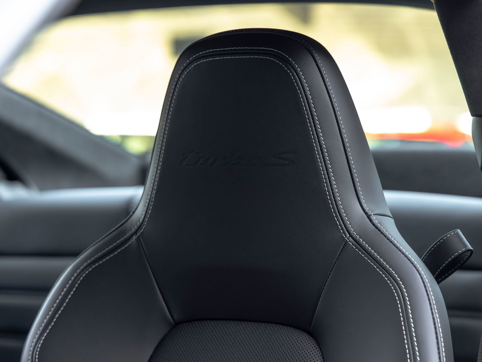 Certified 2025 Porsche 911 Turbo S AWD/4WD image 31