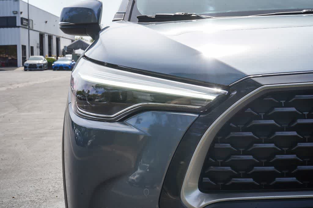 Used 2023 Toyota Corolla Cross XLE FWD image 10