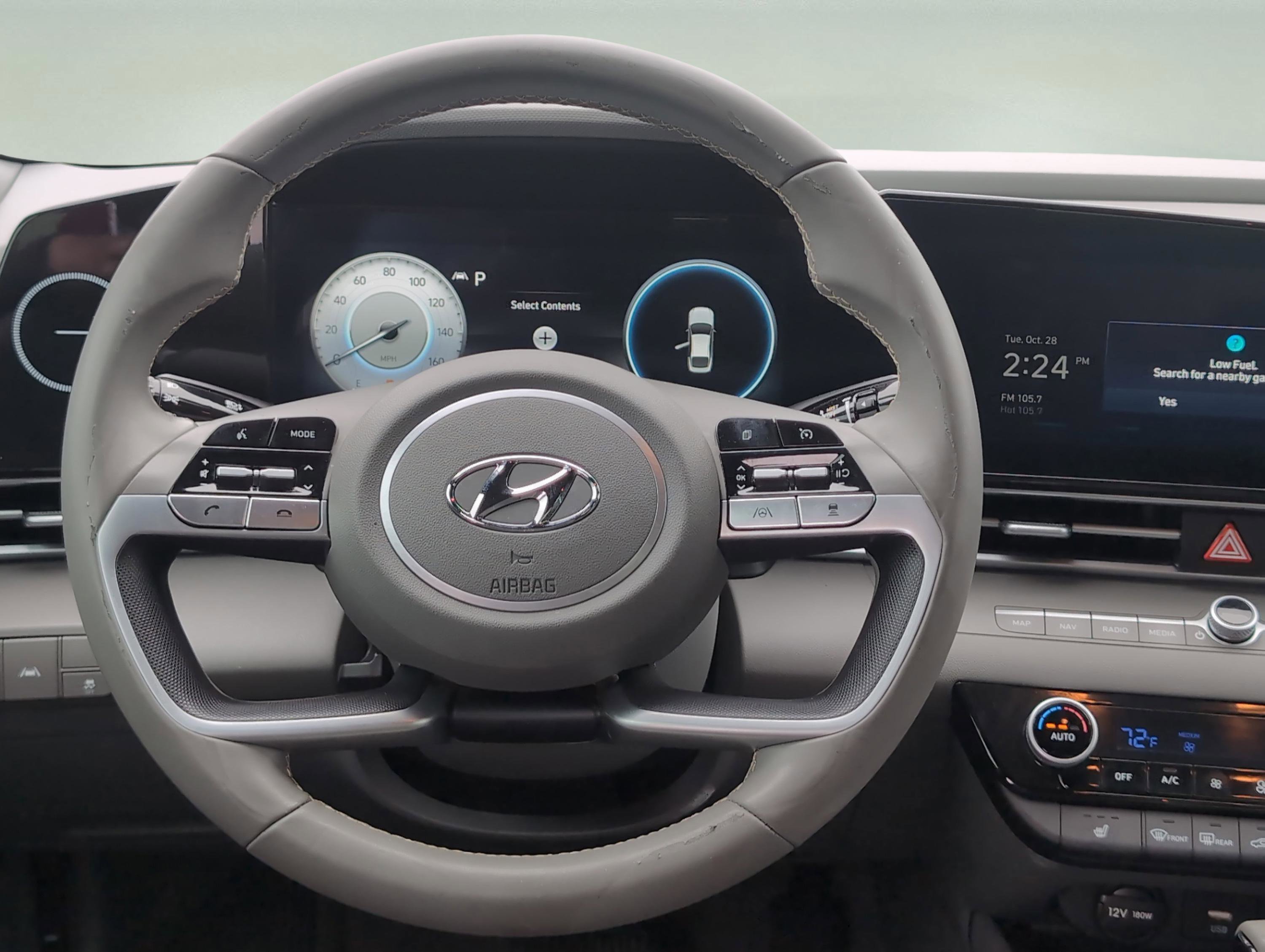 Used 2023 Hyundai Elantra SEL w/ Convenience Package image 18