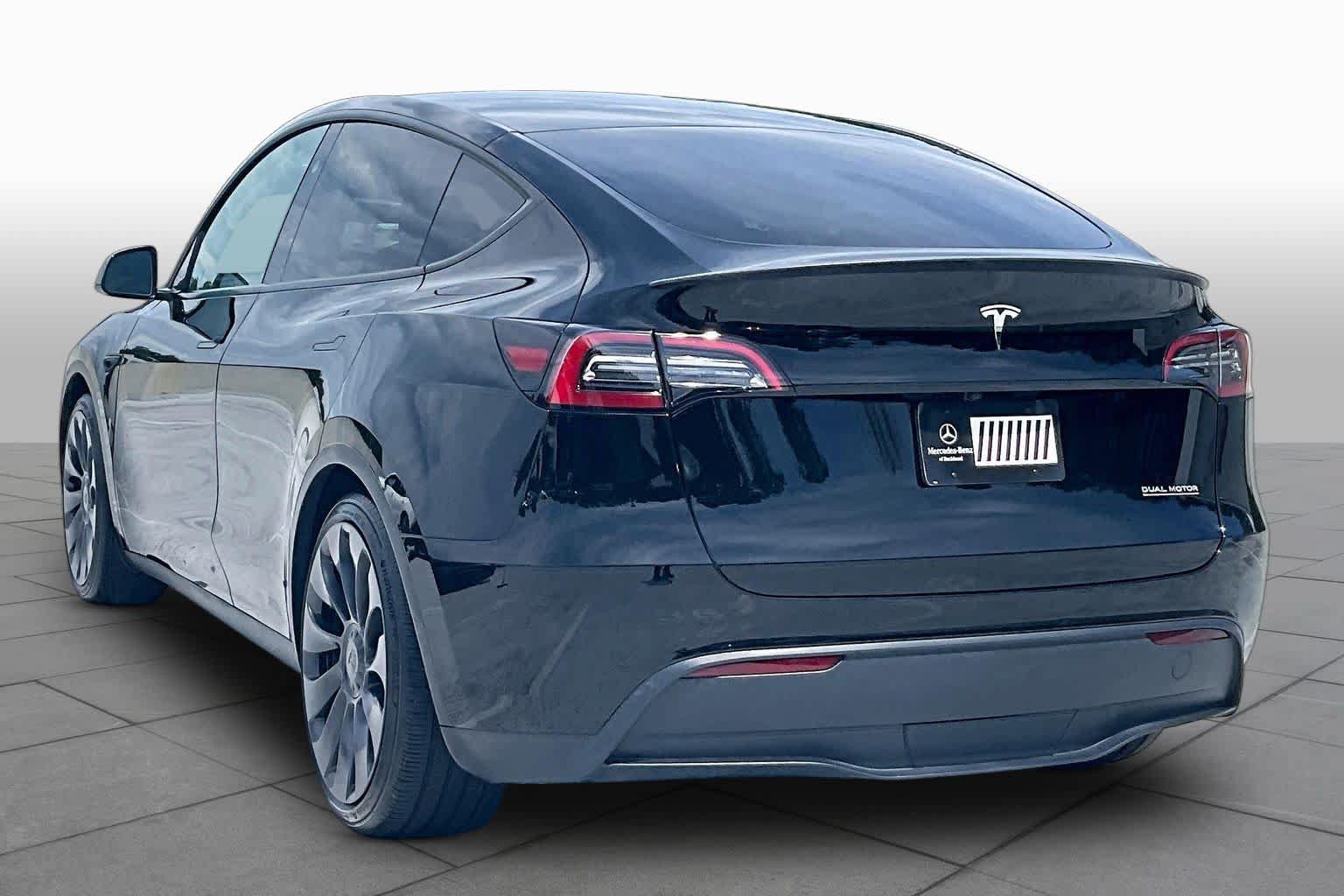 Used 2025 Tesla Model Y Performance AWD/4WD image 10