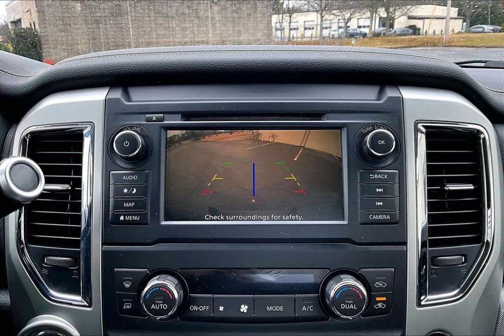Used 2019 Nissan Titan PRO-4X image 13