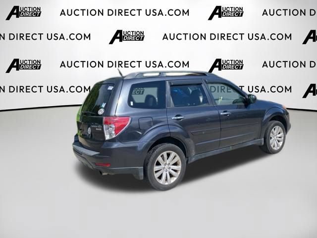 Used 2013 Subaru Forester 2.5X Limited AWD/4WD image 8