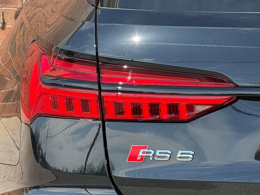 Used 2026 Audi RS 6 performance image 27