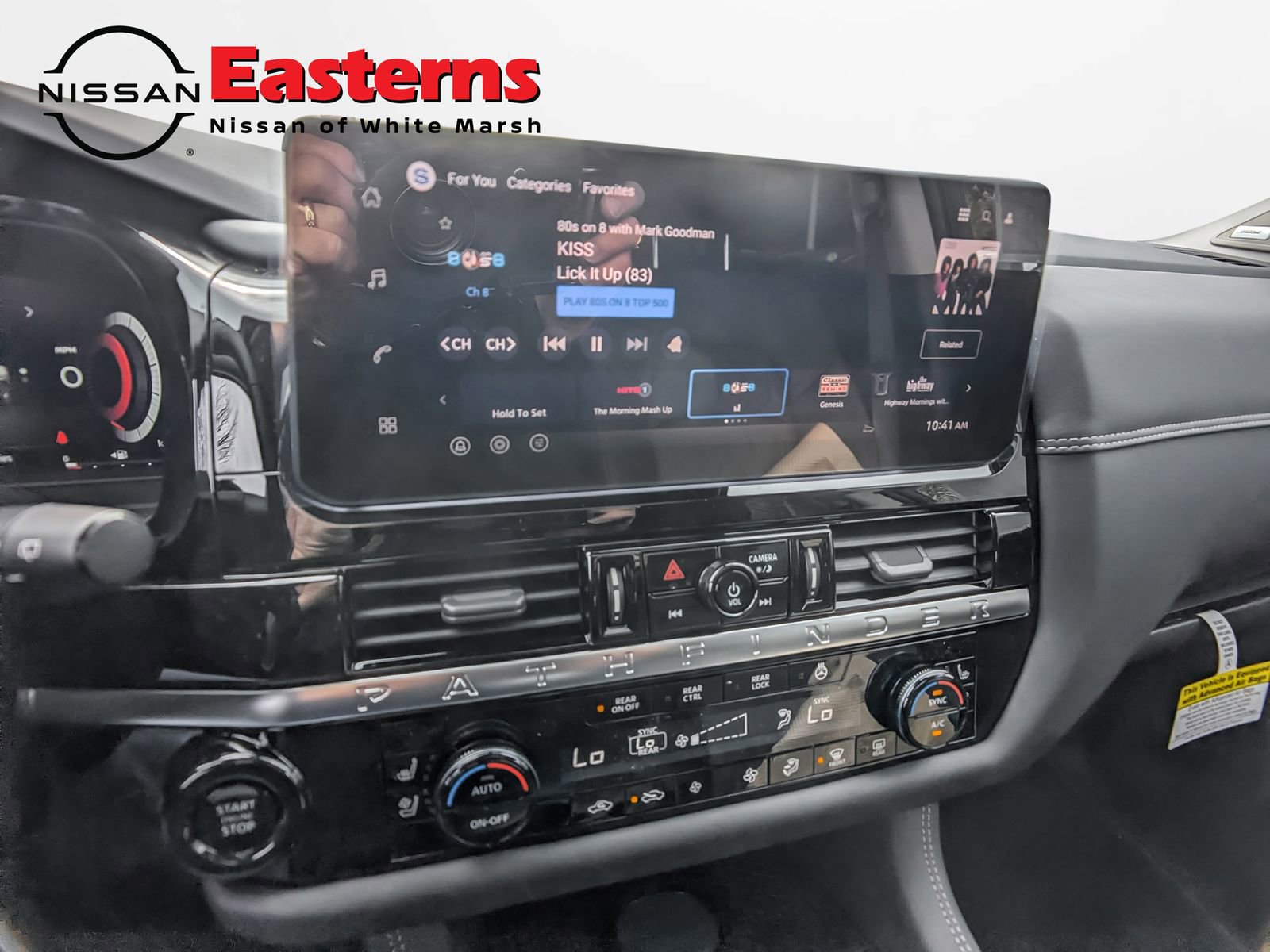 New 2026 Nissan Pathfinder Platinum image 13