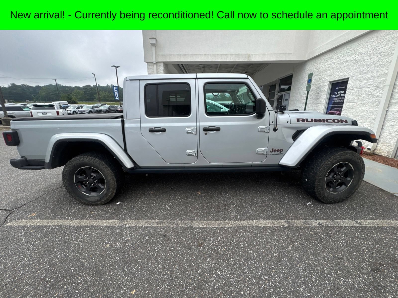 Used 2022 Jeep Gladiator Rubicon w/ Cold Weather Group AWD/4WD image 5