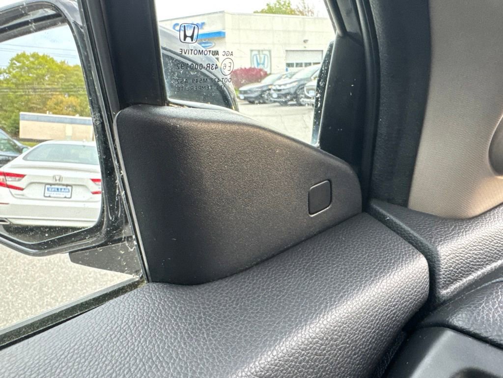 Used 2019 Honda Pilot Touring image 35