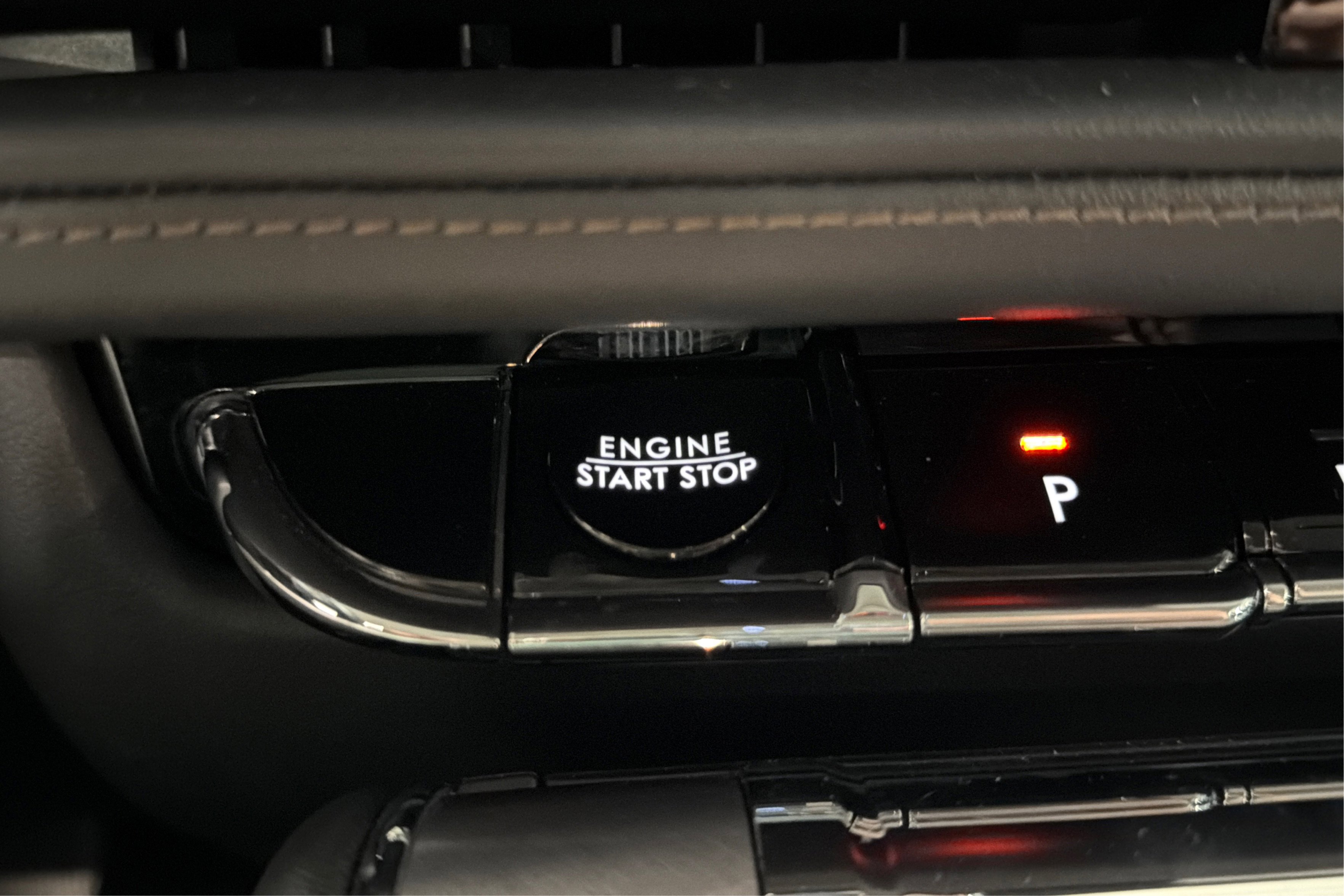 Used 2025 Lincoln Aviator AWD image 34