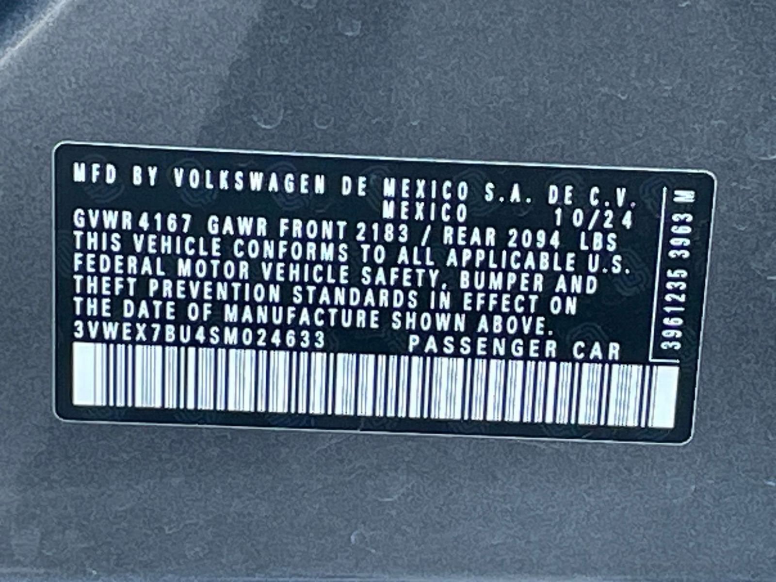 Used 2025 Volkswagen Jetta SE image 30