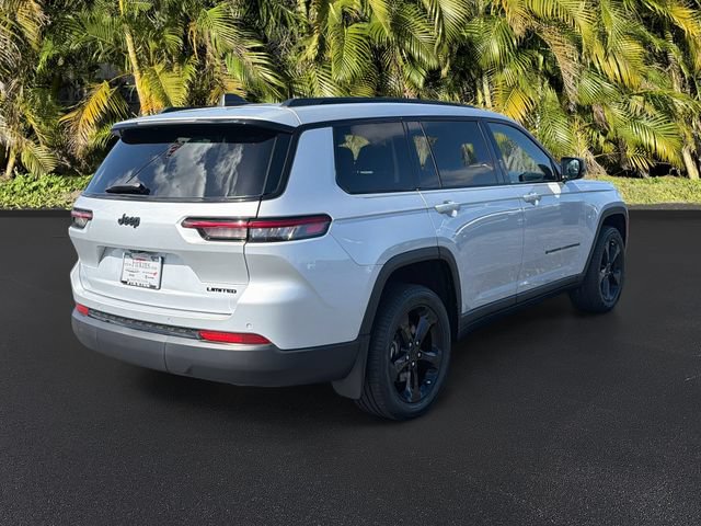 Used 2023 Jeep Grand Cherokee L Limited w/ Black Appearance Package RWD image 5