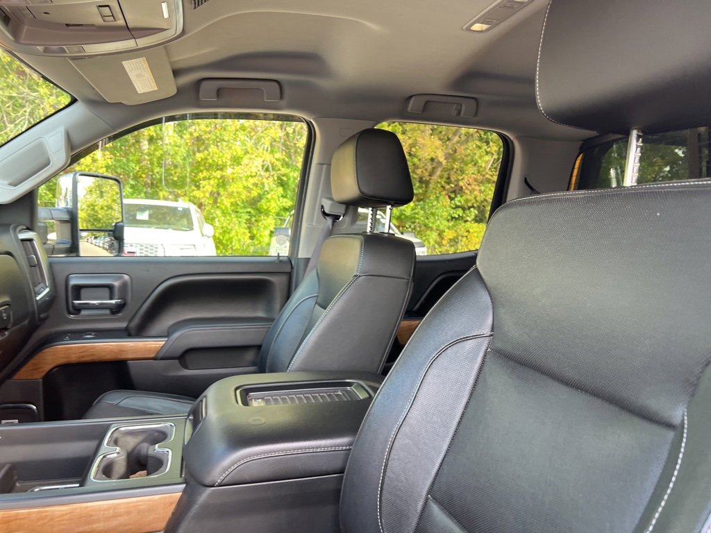 Used 2017 Chevrolet Silverado 1500 LTZ w/ Sport Package image 26