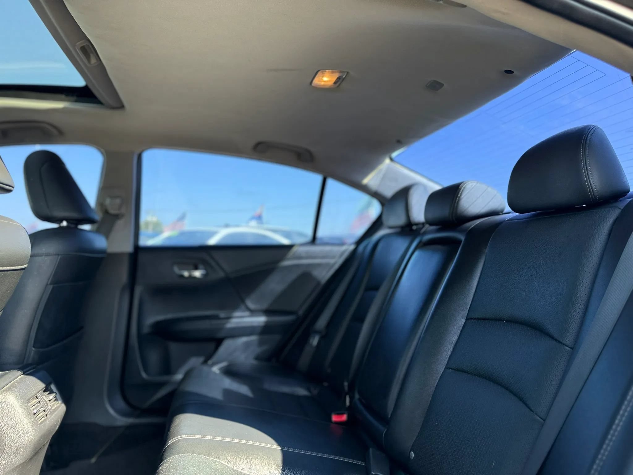 Used 2015 Honda Accord EX-L image 20
