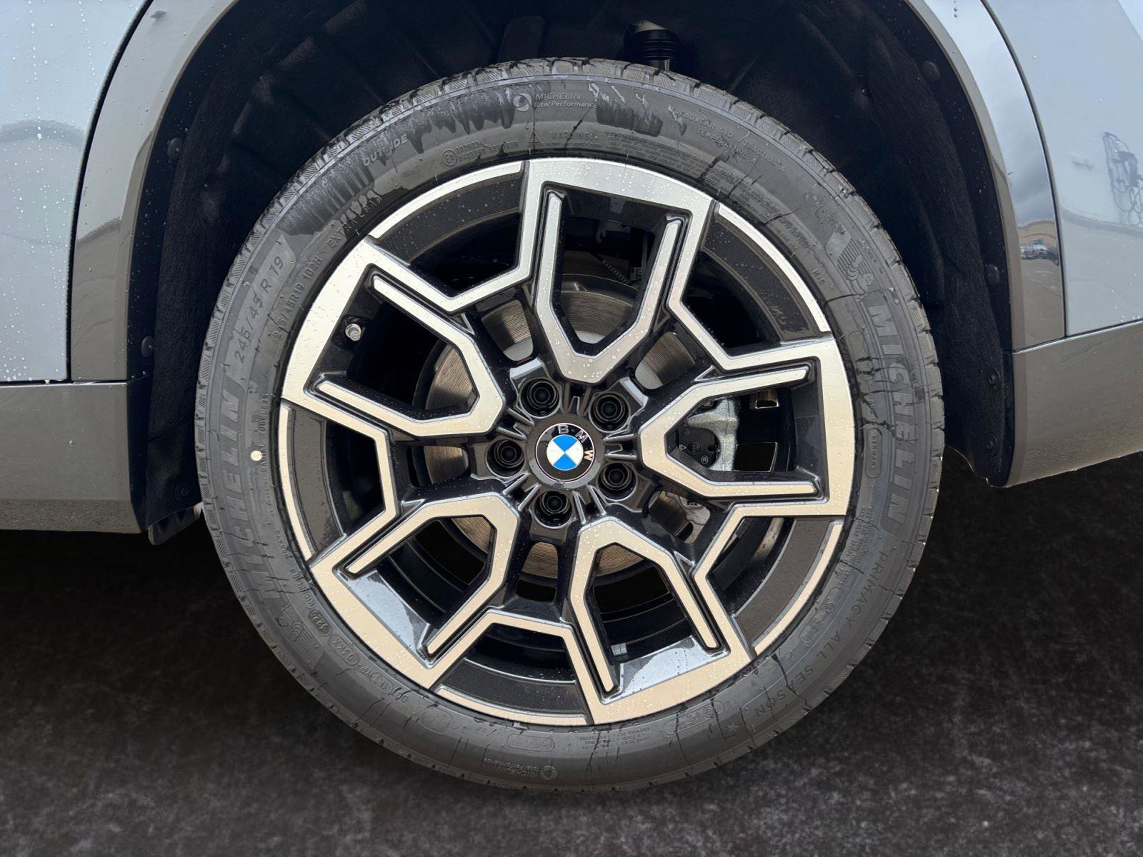 New 2026 BMW X1 xDrive28i w/ Technology Package AWD/4WD image 29
