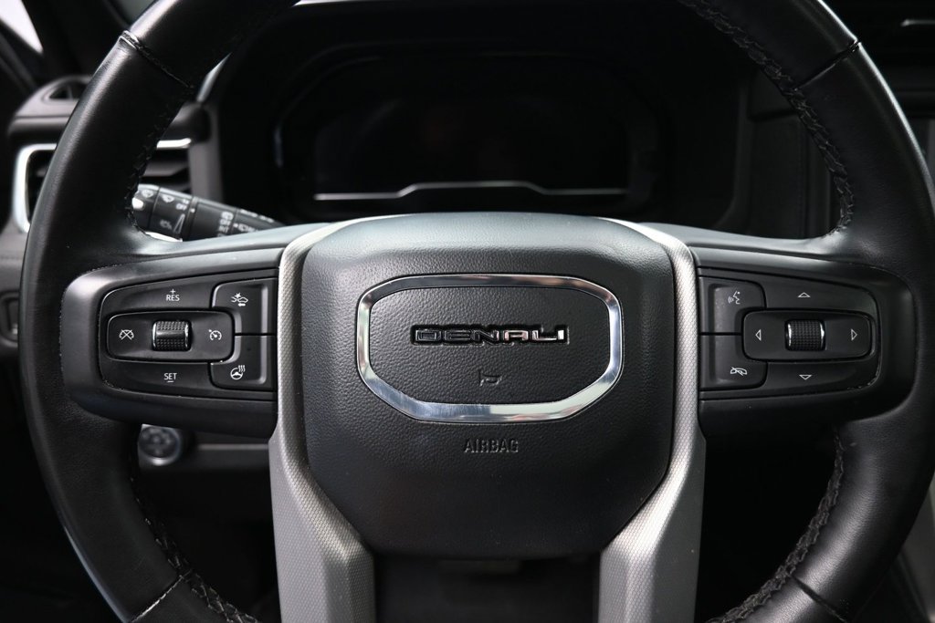 Used 2023 GMC Yukon Denali AWD/4WD image 17