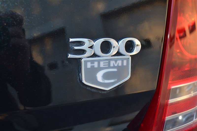 Used 2008 Chrysler 300 C image 39