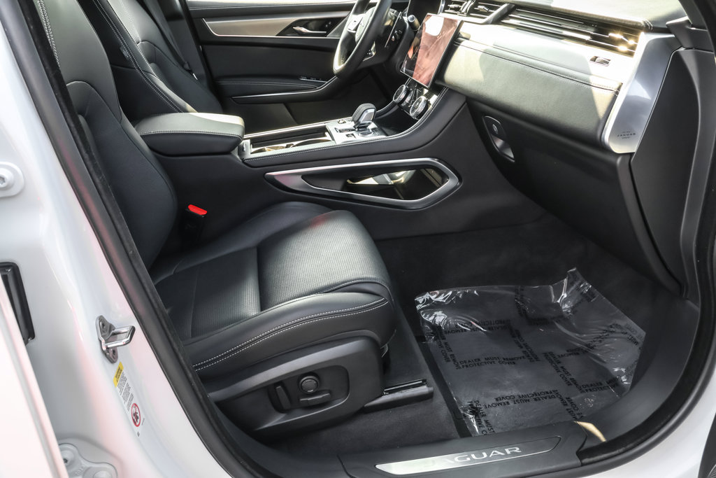 Used 2024 Jaguar F-PACE R-Dynamic S AWD/4WD image 37