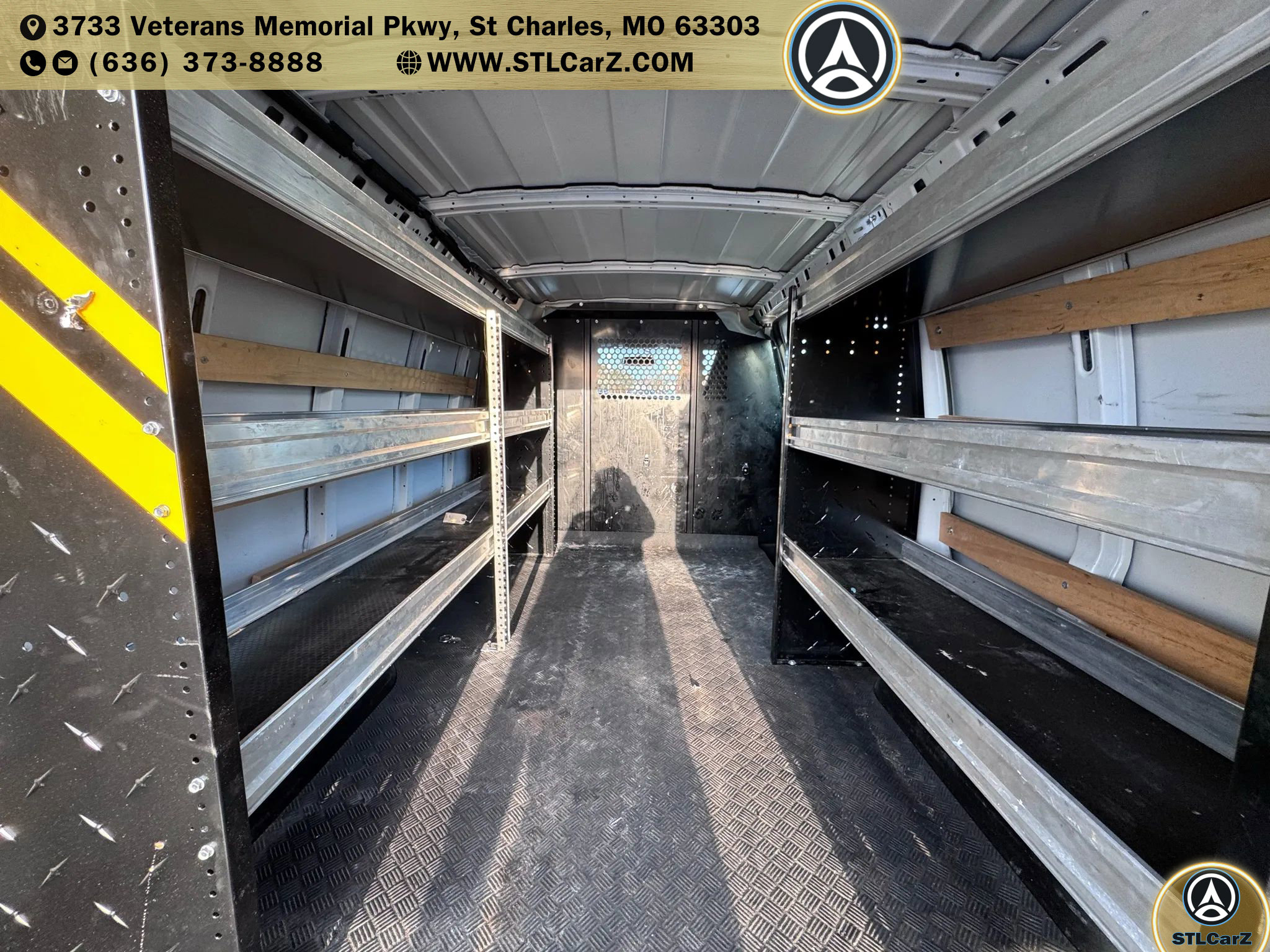 Used 2021 GMC Savana 2500 w/ Driver Convenience Package image 12