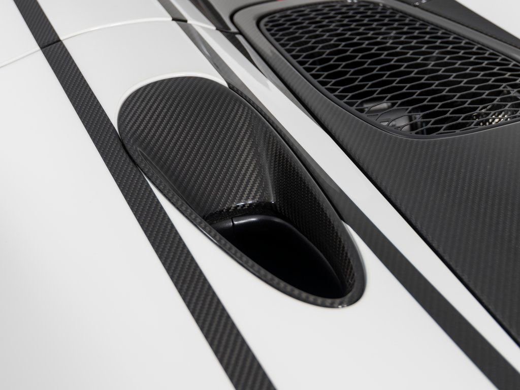 Used 2021 McLaren Elva image 59