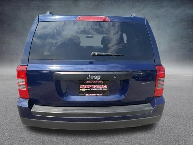Used 2012 Jeep Patriot Sport FWD image 8