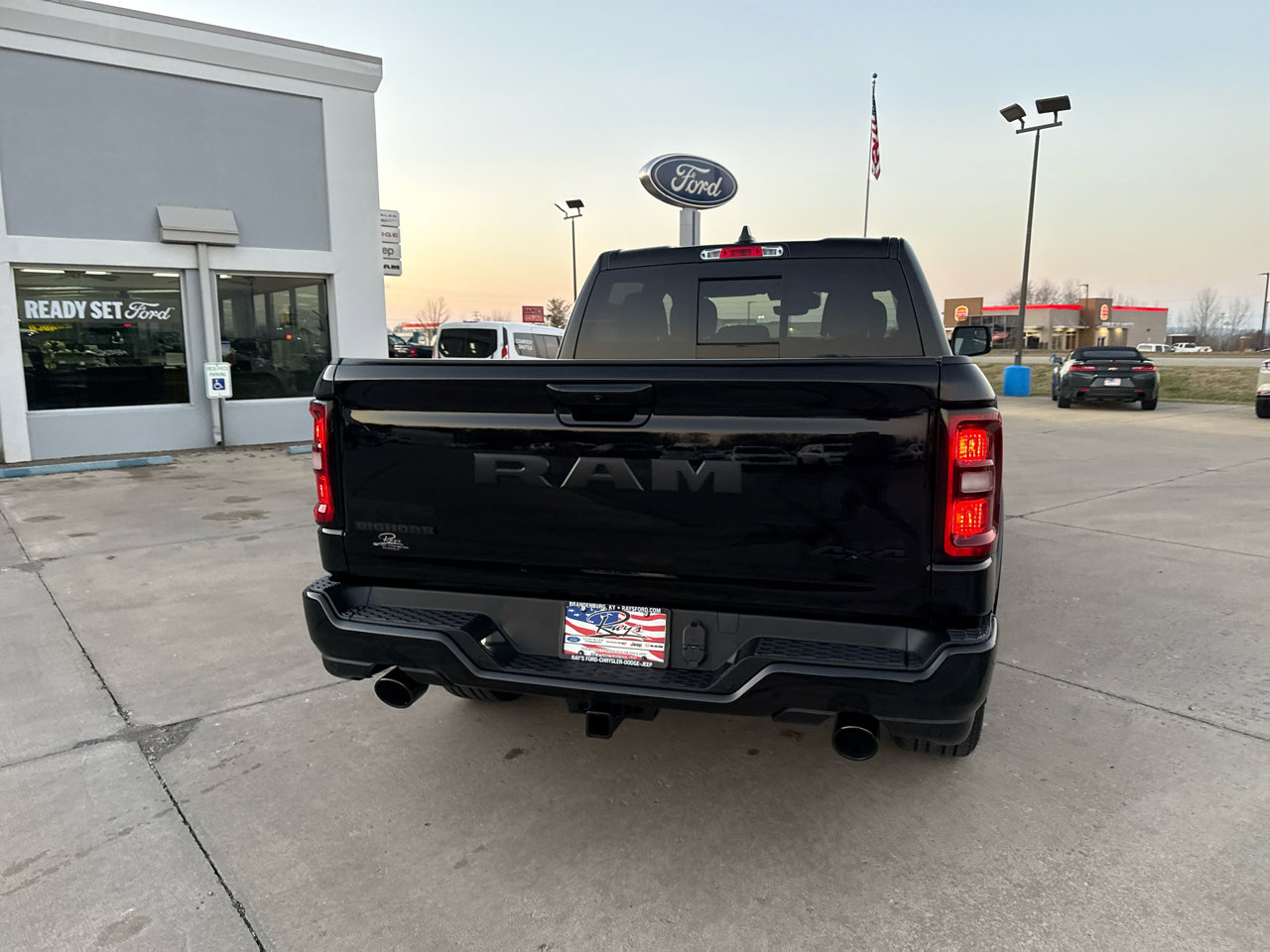 New 2026 RAM 1500 Big Horn AWD/4WD image 9
