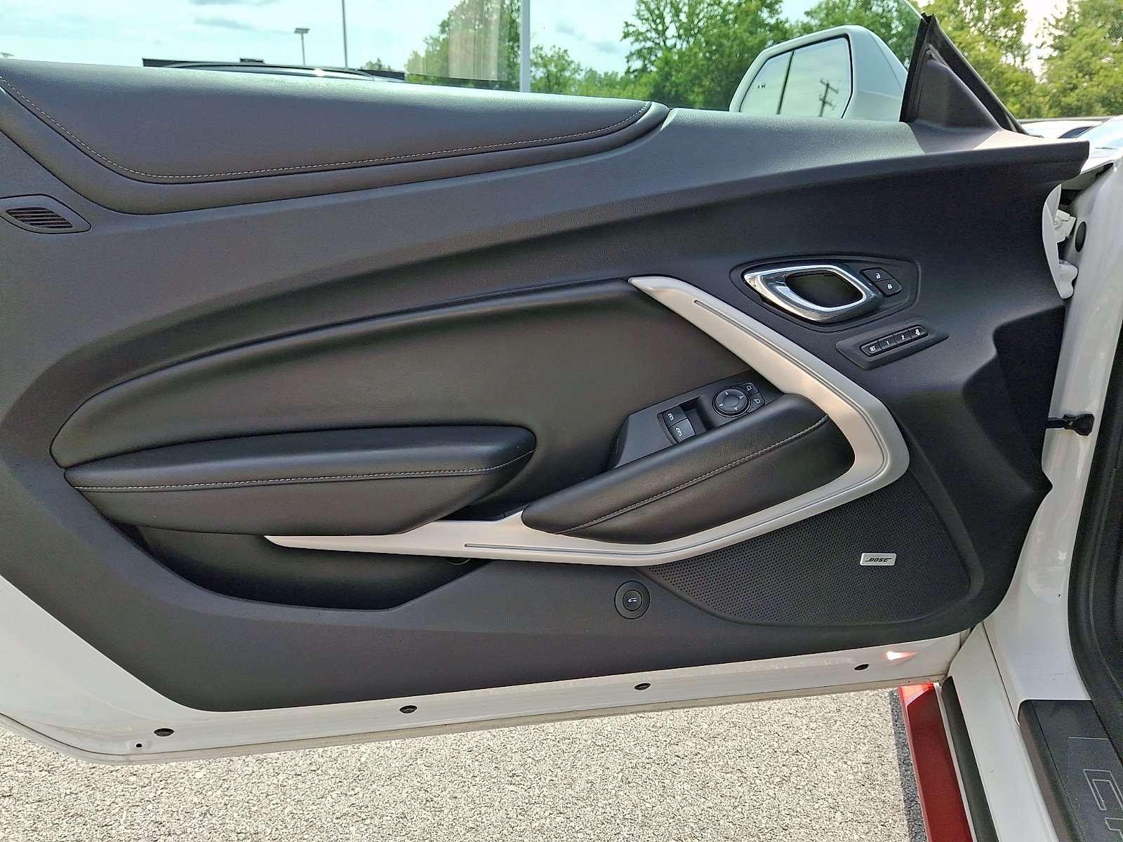 Used 2016 Chevrolet Camaro SS RWD image 14