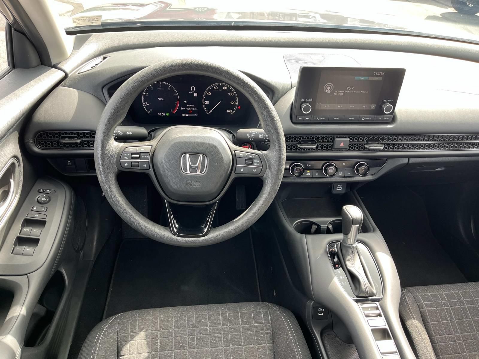 Used 2025 Honda HR-V LX image 12