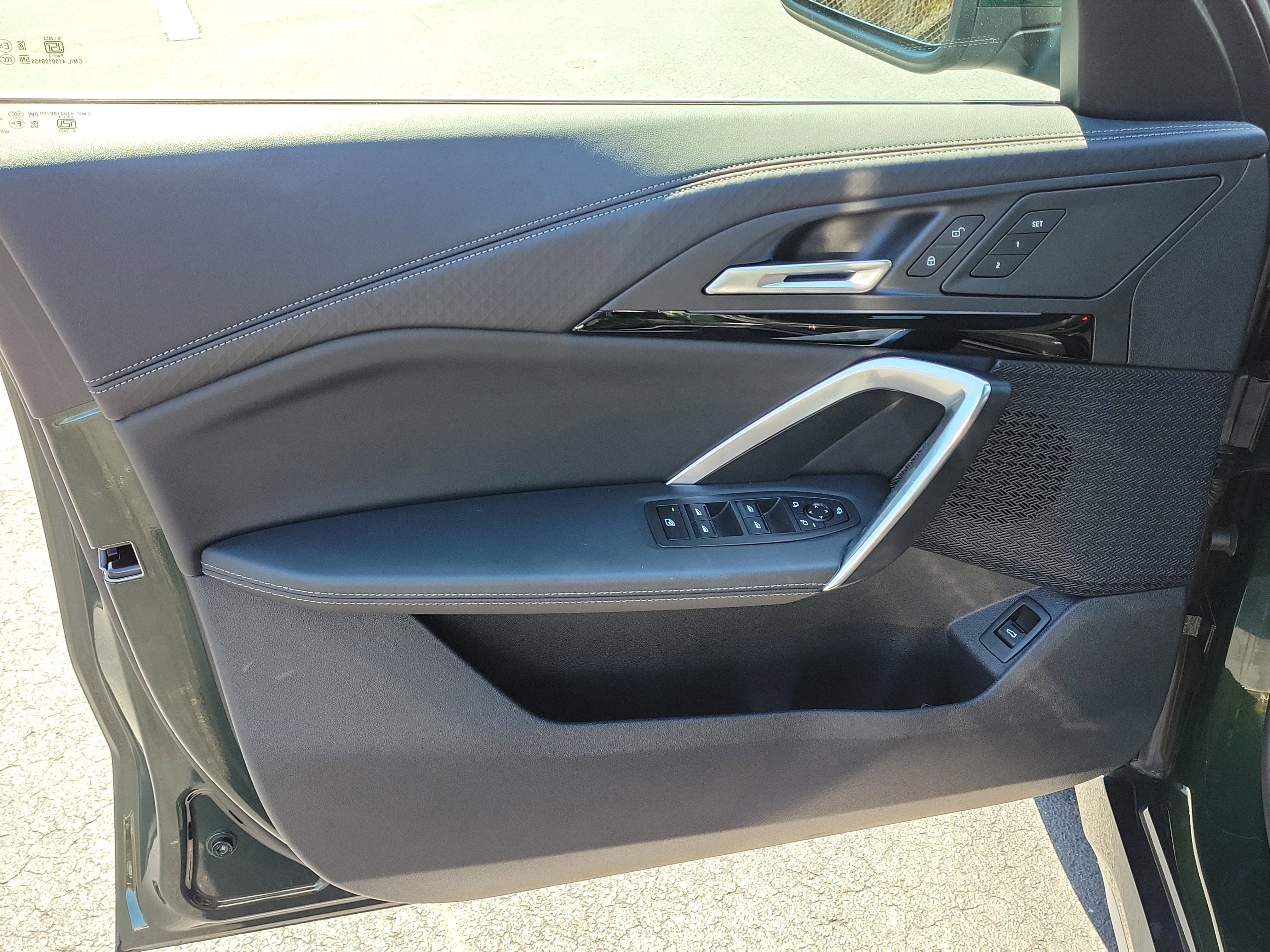 Used 2025 BMW X1 xDrive28i AWD/4WD image 18