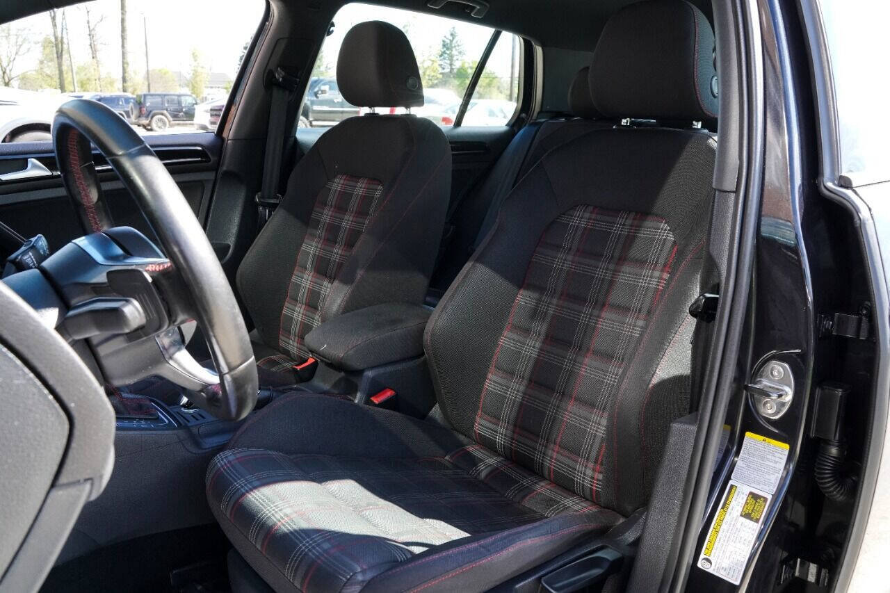 Used 2015 Volkswagen GTI S image 12