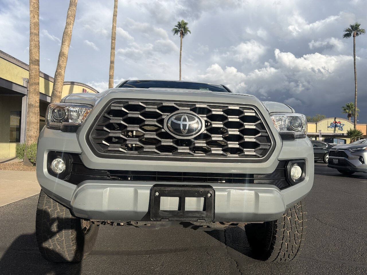 Used 2020 Toyota Tacoma TRD Sport w/ Technology Package RWD image 9
