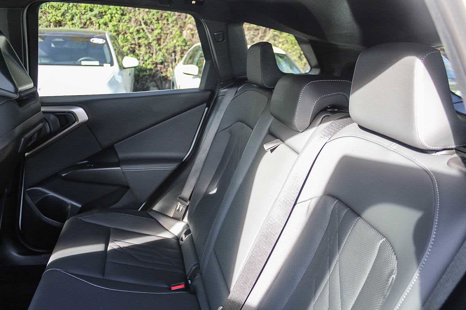 Used 2025 BMW X3 xDrive30i w/ Convenience Package image 18