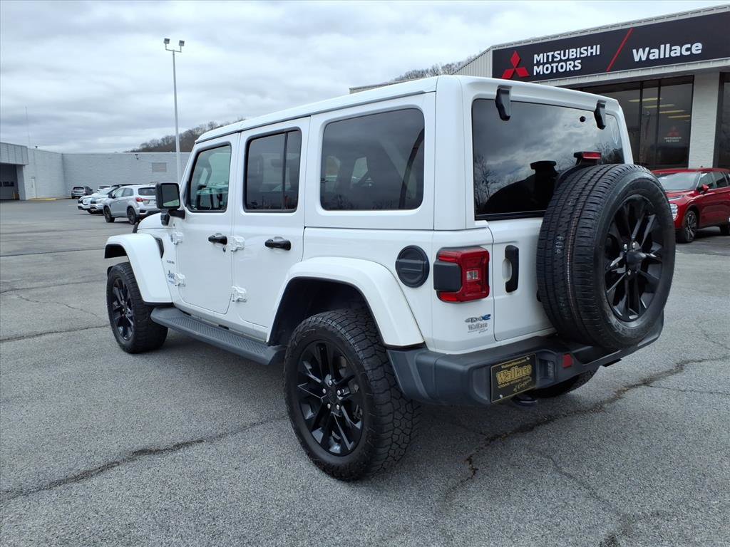 Used 2021 Jeep Wrangler Unlimited Sahara image 3