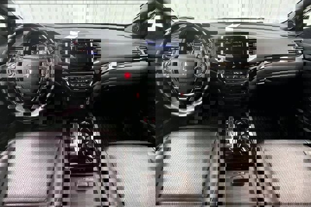 Used 2020 Honda Ridgeline Black Edition image 15