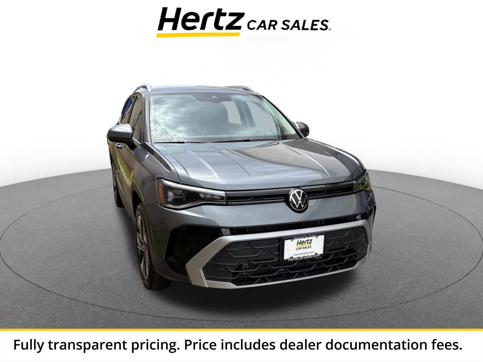 Used 2026 Volkswagen Taos SE AWD/4WD image 1
