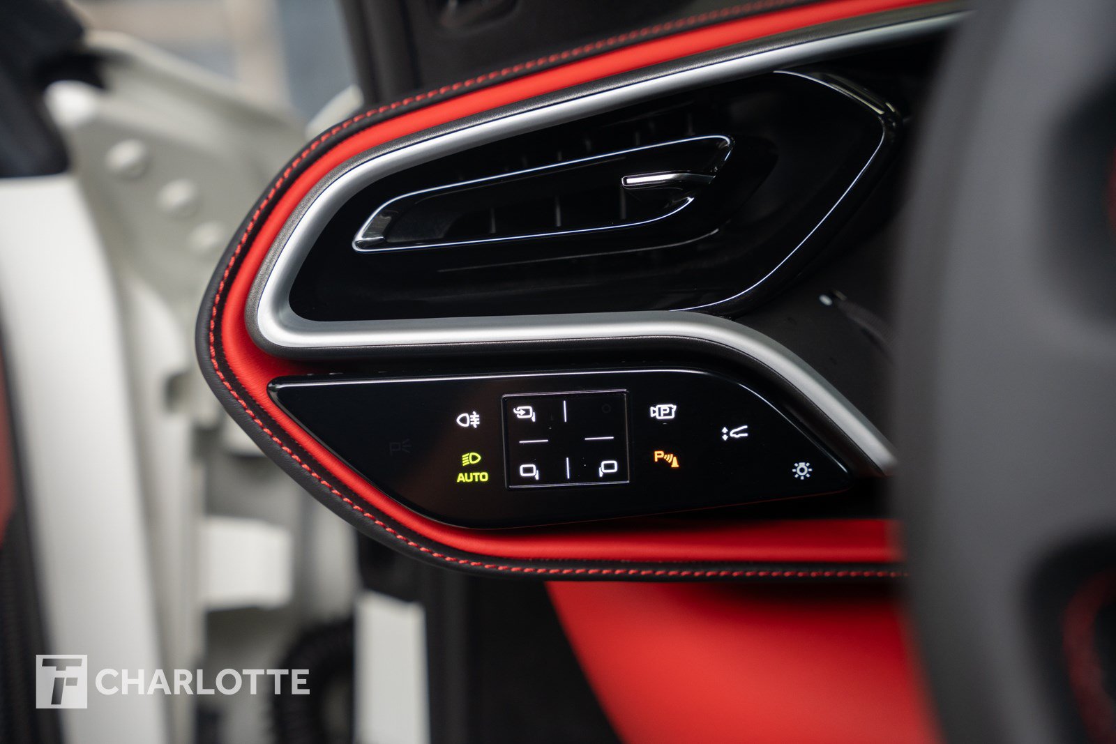Used 2024 Ferrari 296 GTS RWD image 26
