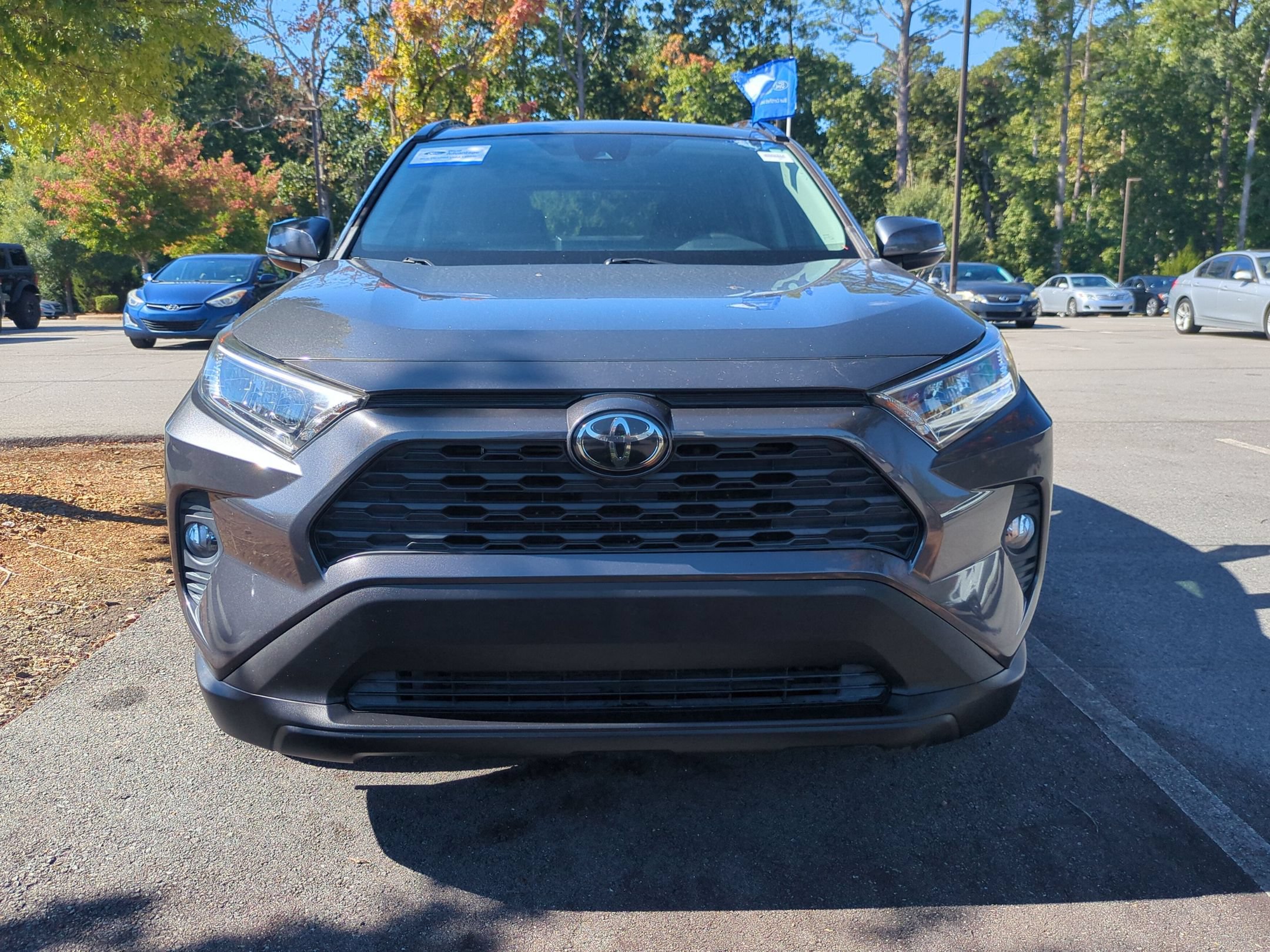Used 2019 Toyota RAV4 XLE FWD image 7