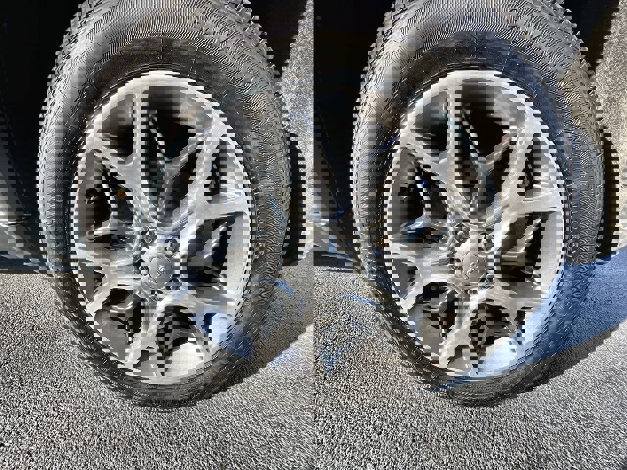 Used 2022 Jeep Grand Cherokee Limited w/ Trailer Tow Group IV image 33