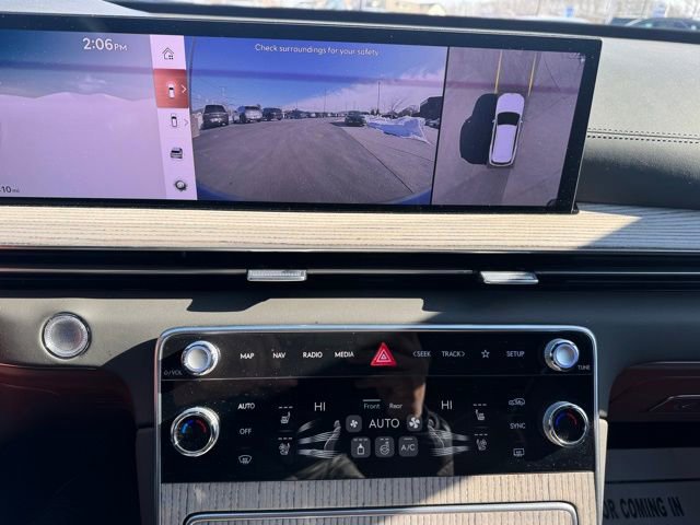 Certified 2025 Genesis GV80 3.5T Prestige image 34