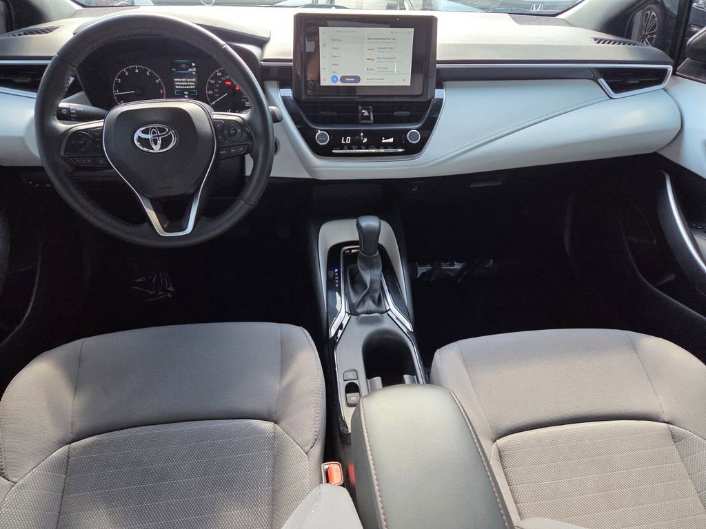 Used 2024 Toyota Corolla SE image 8