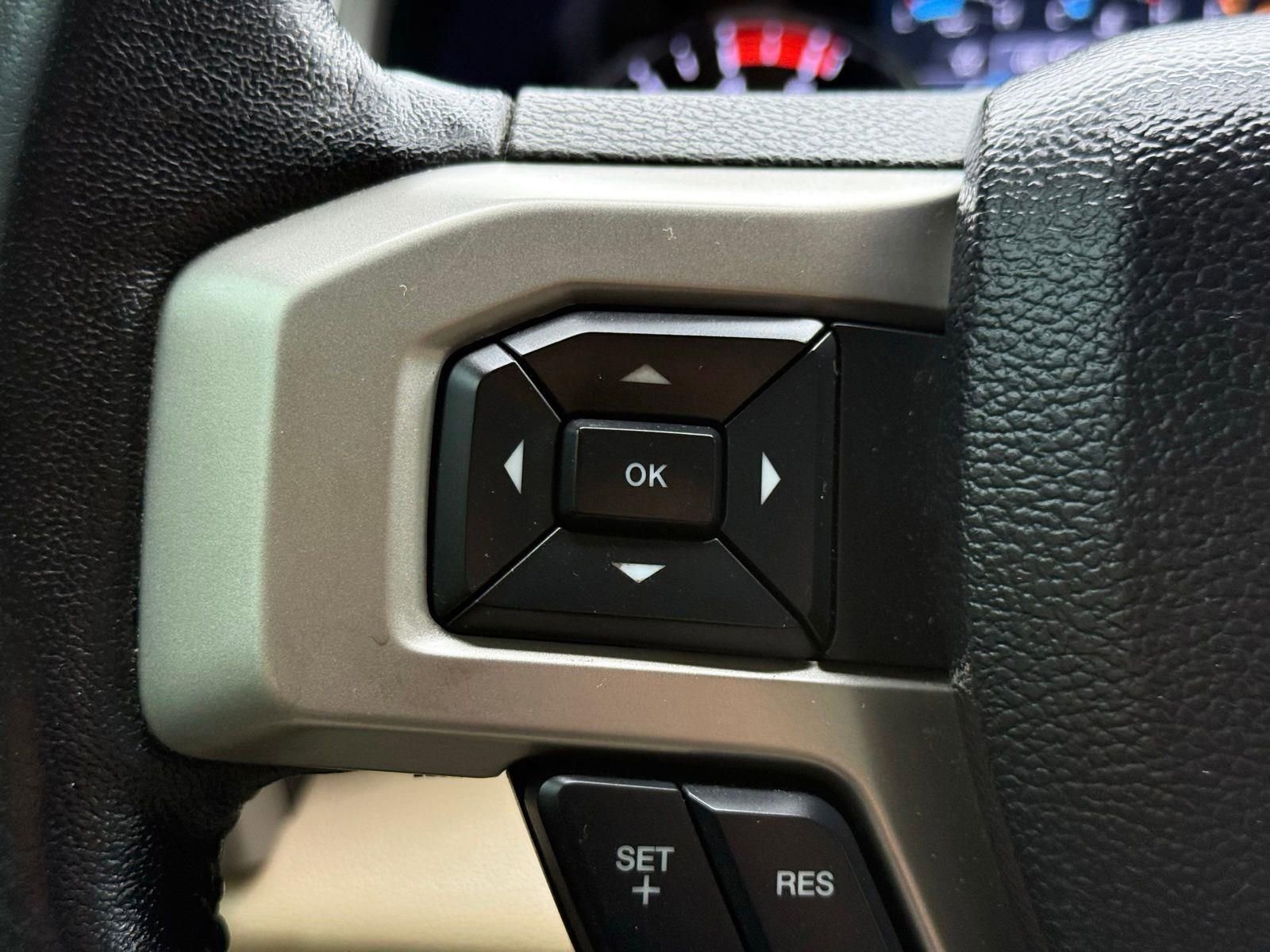Used 2020 Ford F250 Lariat w/ Lariat Ultimate Package AWD/4WD image 44