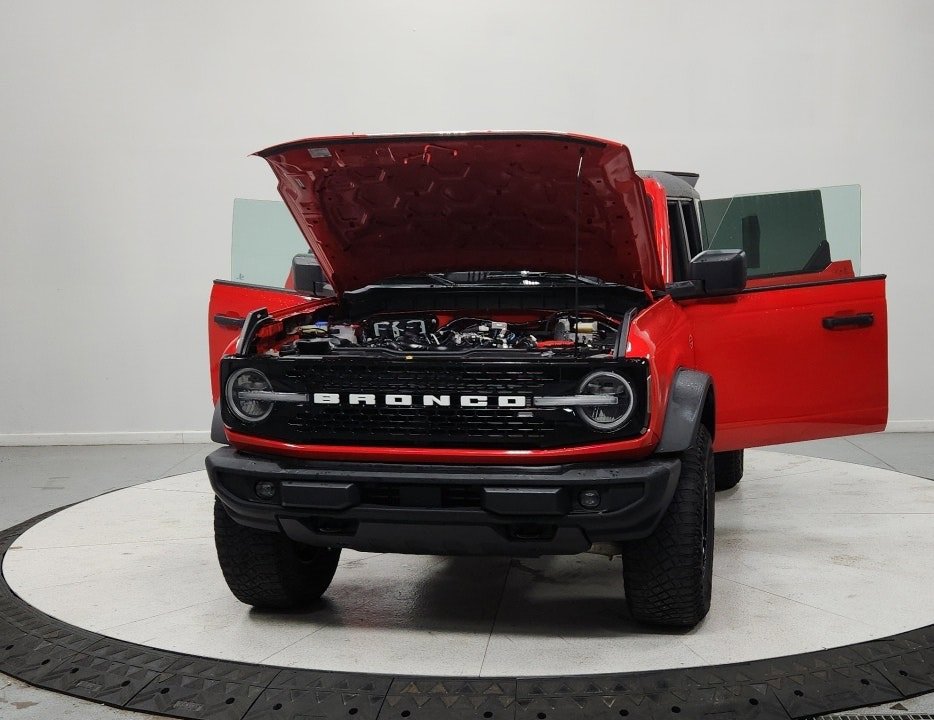 Used 2022 Ford Bronco Wildtrak image 10
