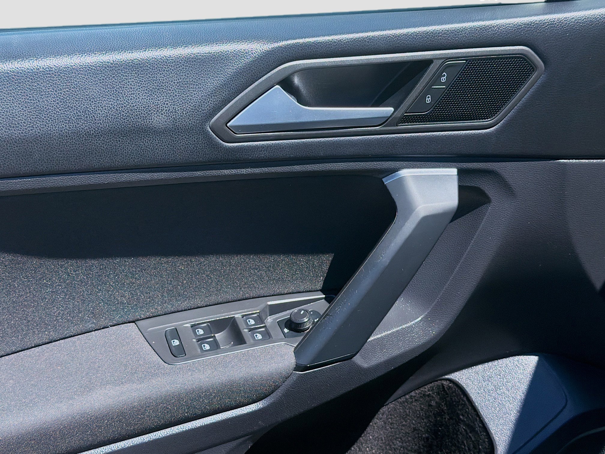 Used 2019 Volkswagen Tiguan S w/ Driver Assistance Package image 14