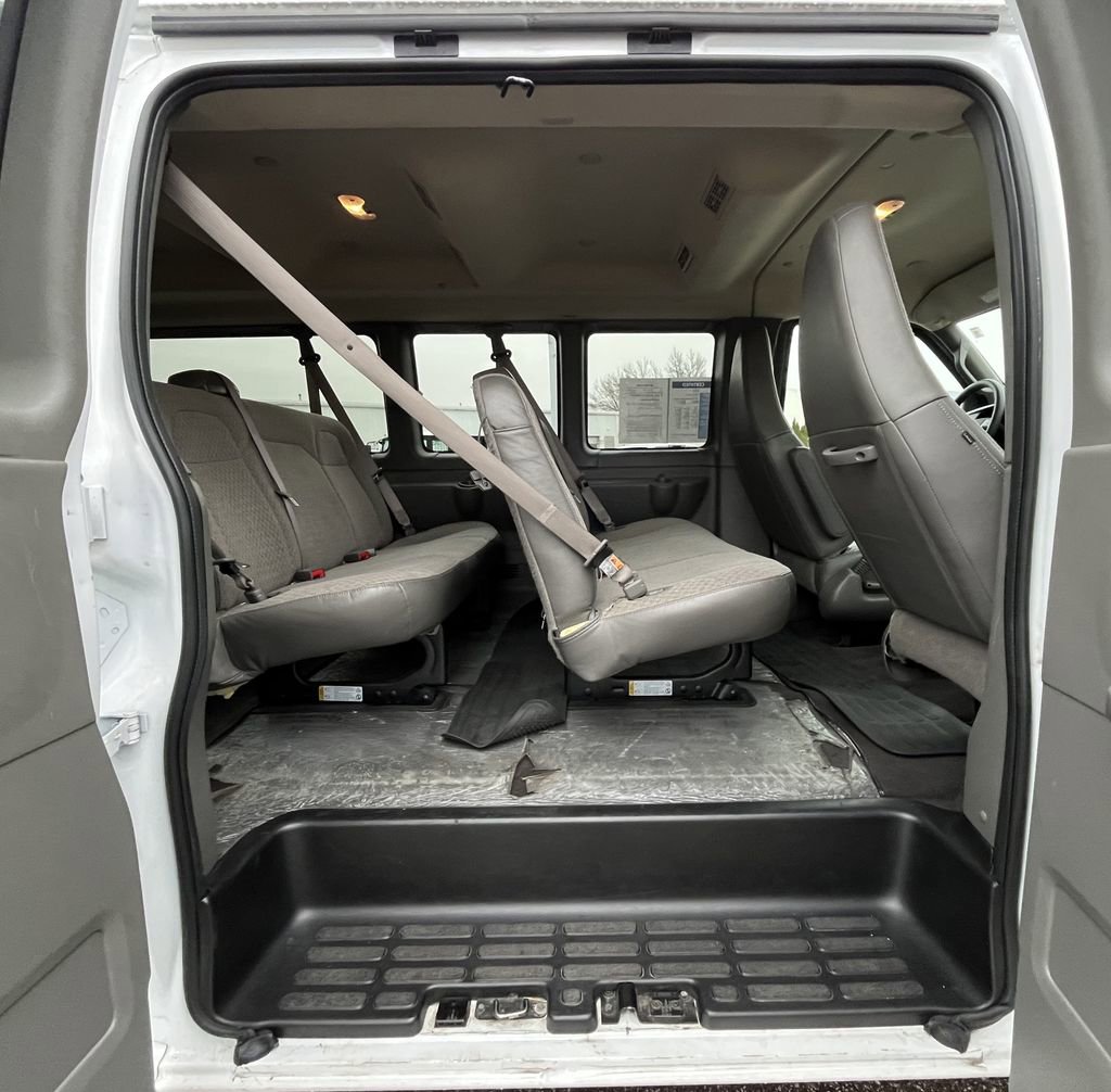 Certified 2024 Chevrolet Express 3500 LT w/ LT Preferred Equipment Group image 15