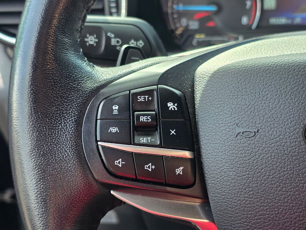 Used 2020 Ford Explorer Limited image 17