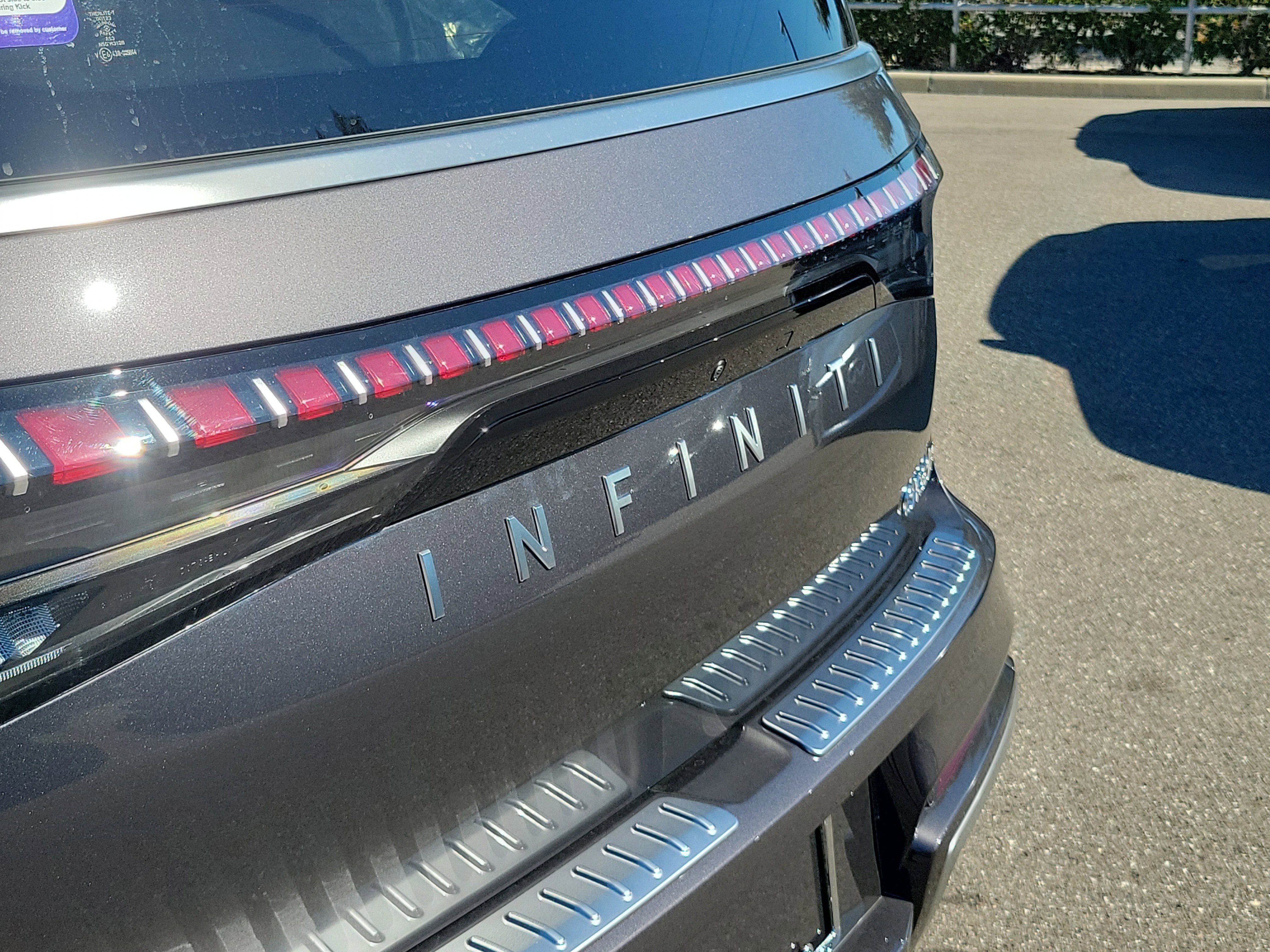 New 2026 INFINITI QX80 Luxe w/ Exterior Package image 6