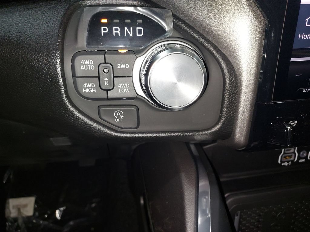 New 2026 RAM 1500 Laramie AWD/4WD image 26