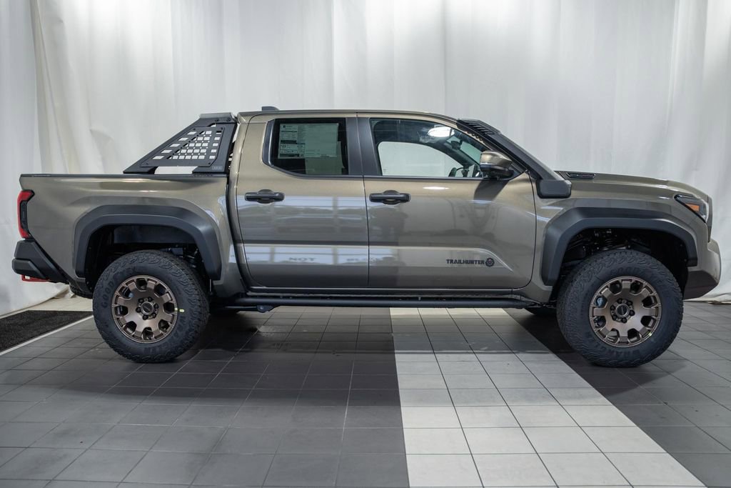 New 2026 Toyota Tacoma 4x4 Double Cab Hybrid image 3