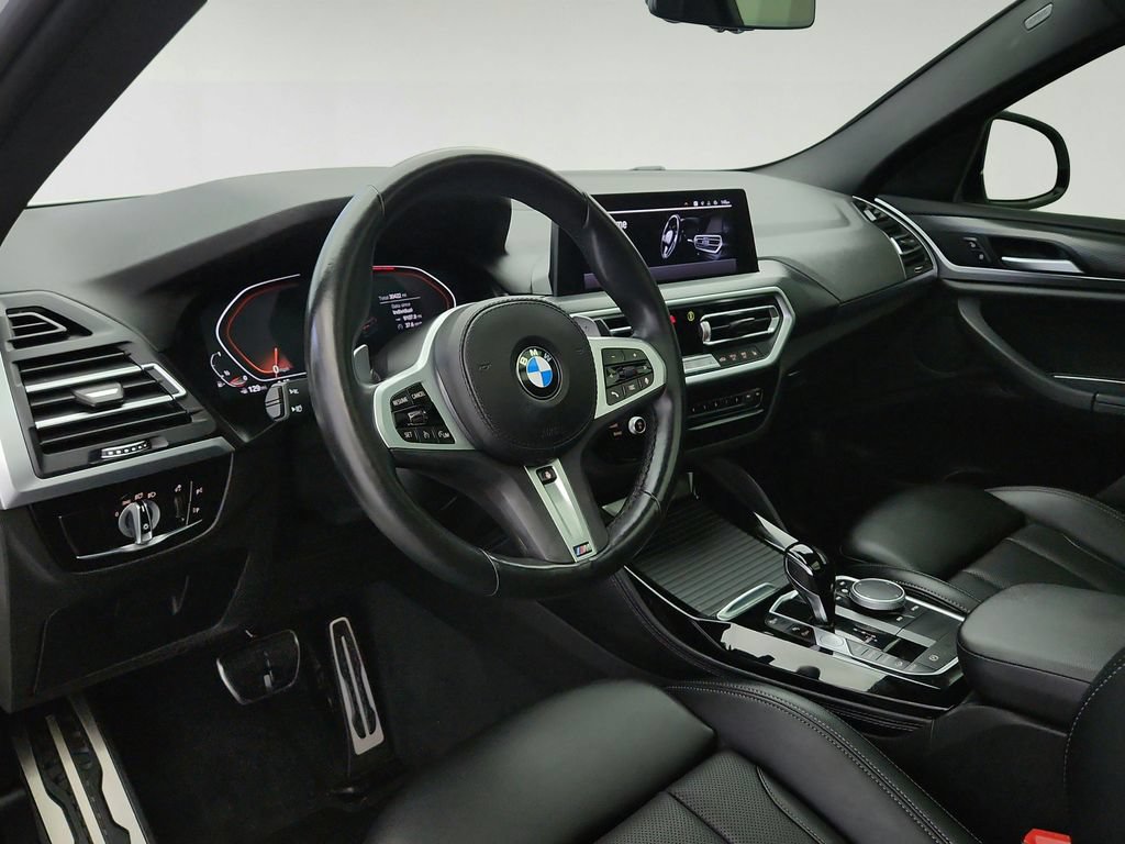 Used 2023 BMW X4 xDrive30i AWD/4WD image 10