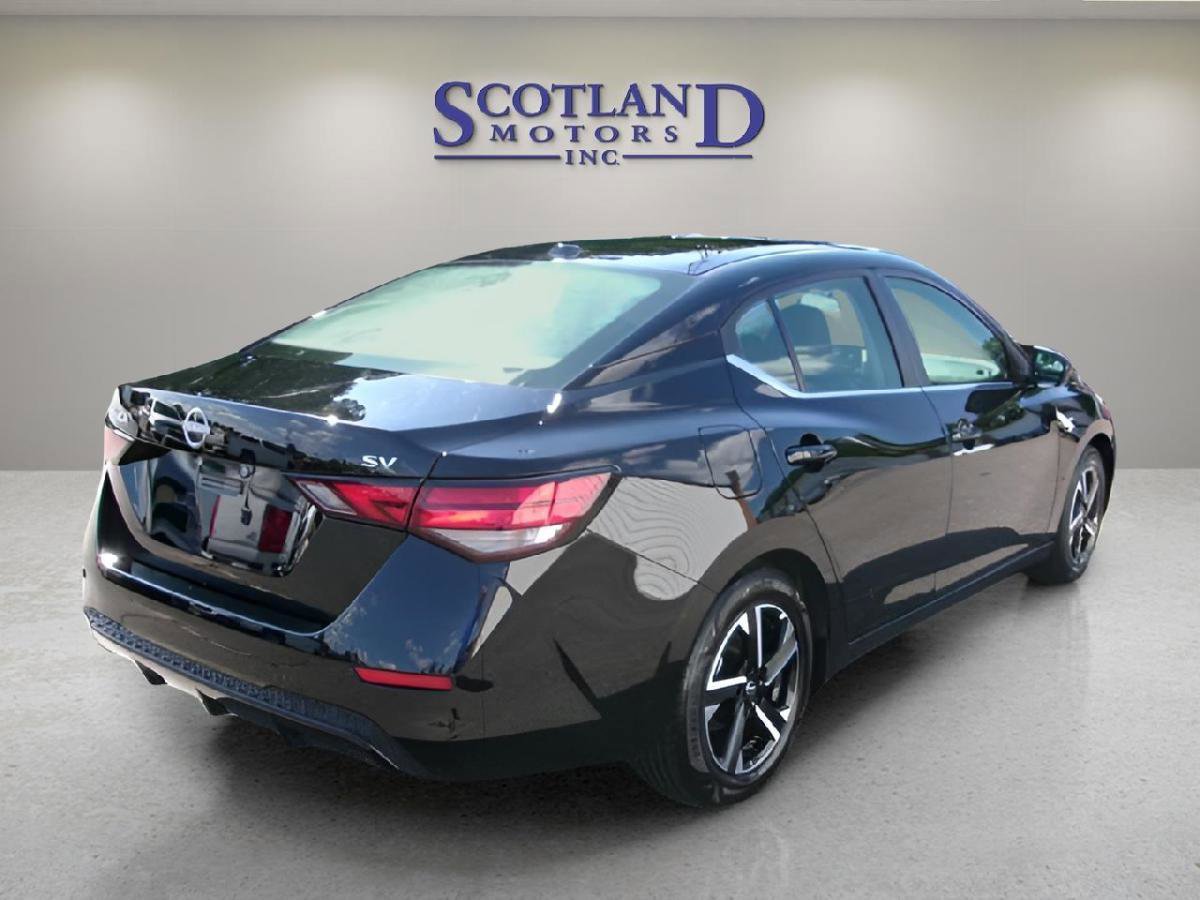 Used 2024 Nissan Sentra SV FWD image 6
