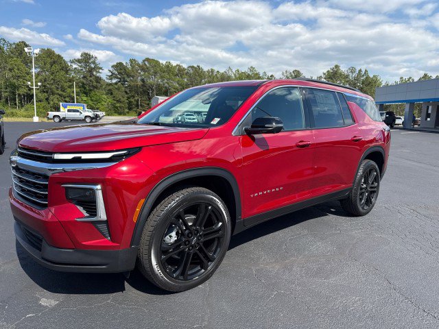 New 2026 Chevrolet Traverse LT w/ Driver Confidence Package FWD image 7