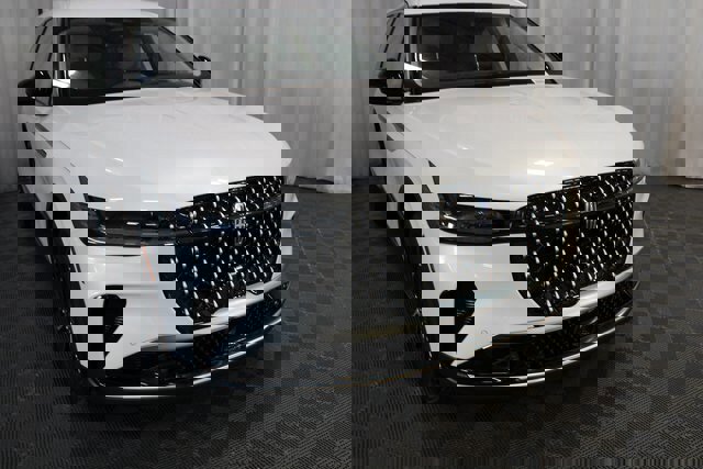 New 2026 Lincoln Nautilus Premier image 51