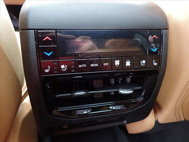 Used 2023 Jeep Grand Cherokee L Summit image 12